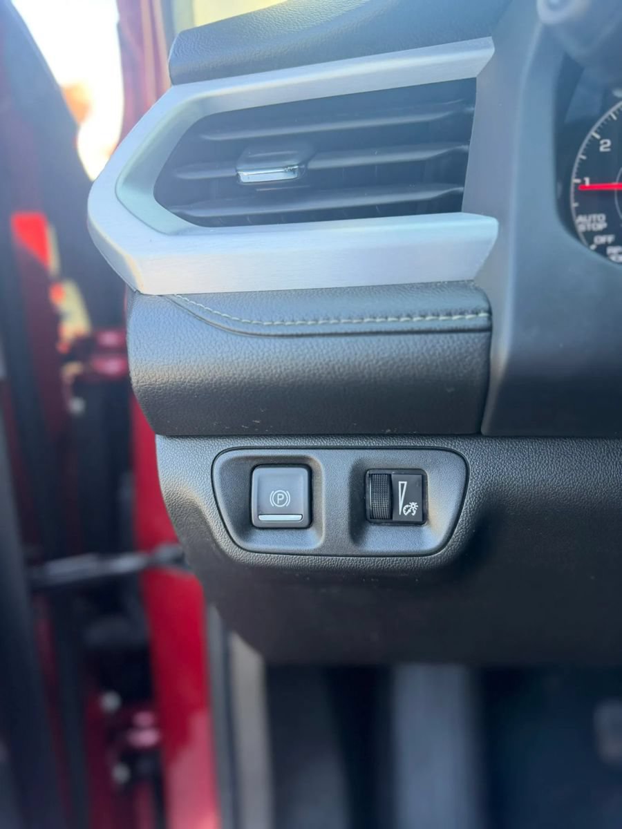 Used 2019 GMC Acadia SLE FWD image 22
