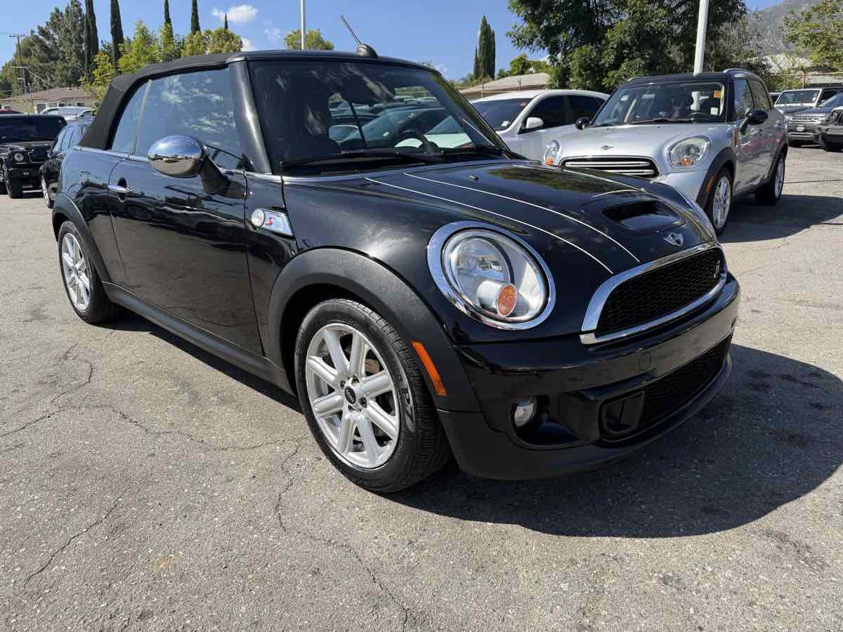 Used 2013 MINI Cooper S FWD image 26