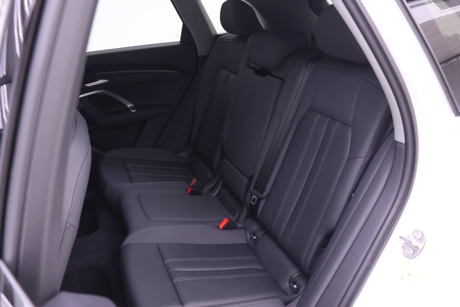 Certified 2025 Audi Q5 Premium w/ Convenience Package AWD/4WD image 13