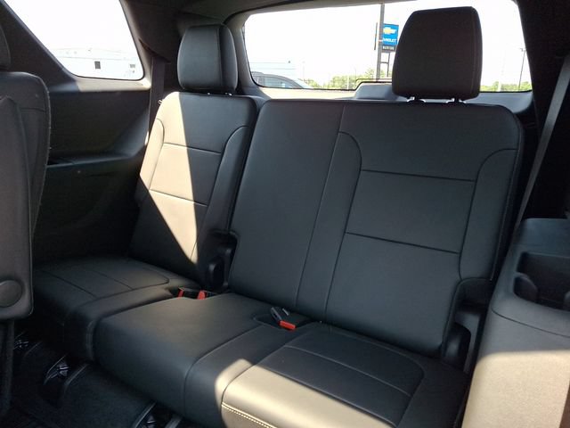 Used 2023 Chevrolet Traverse LT w/ LT Premium Package FWD image 11