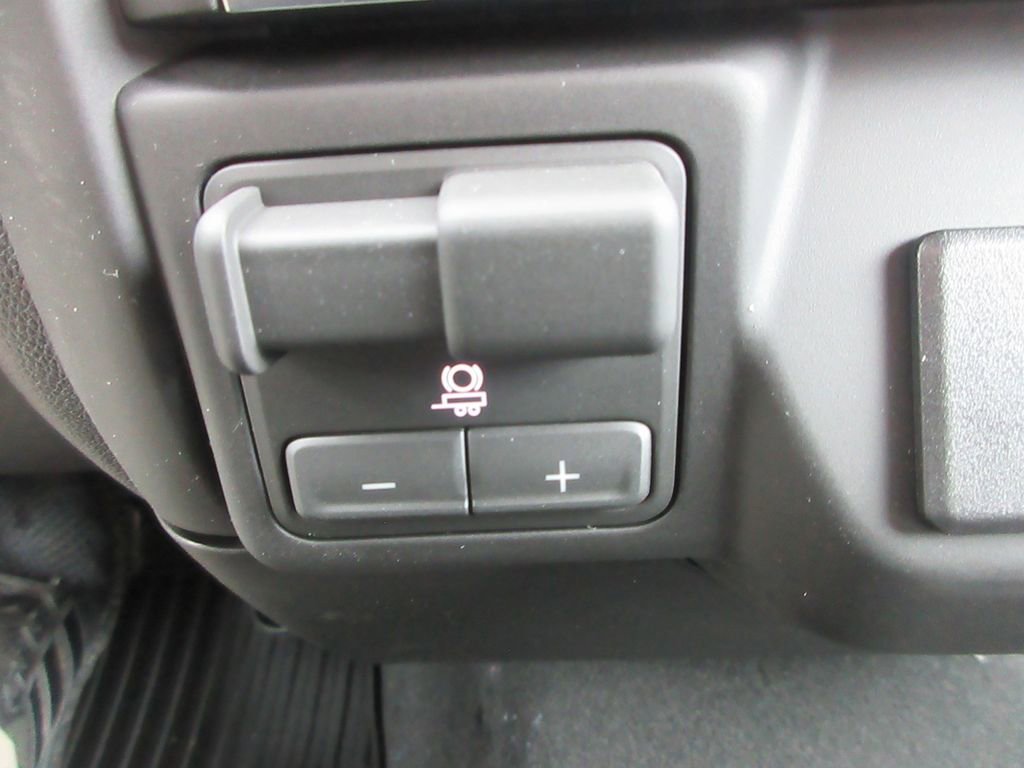 New 2026 GMC Sierra 1500 Pro image 18