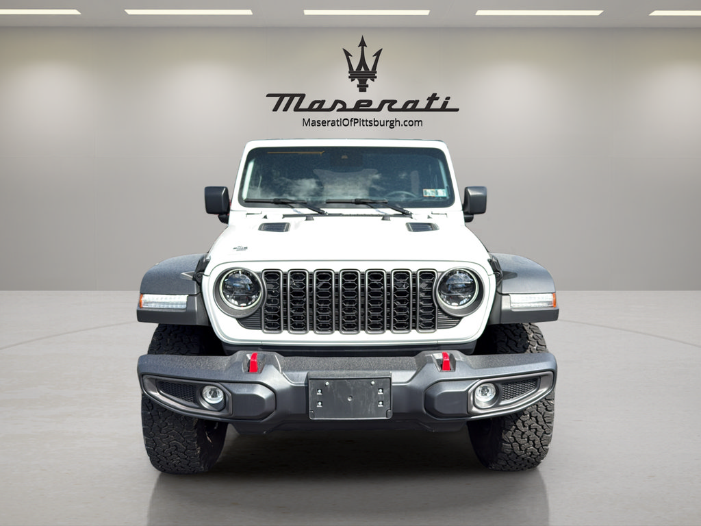 Used 2025 Jeep Wrangler Unlimited Rubicon AWD/4WD image 2