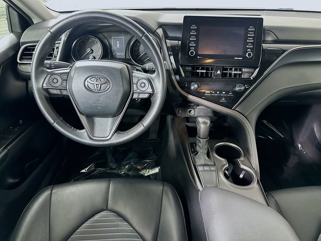 Used 2024 Toyota Camry SE FWD image 16