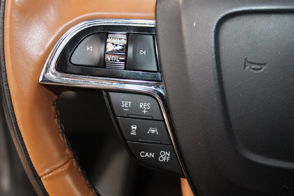 Used 2023 Lincoln Nautilus Black Label AWD/4WD image 22