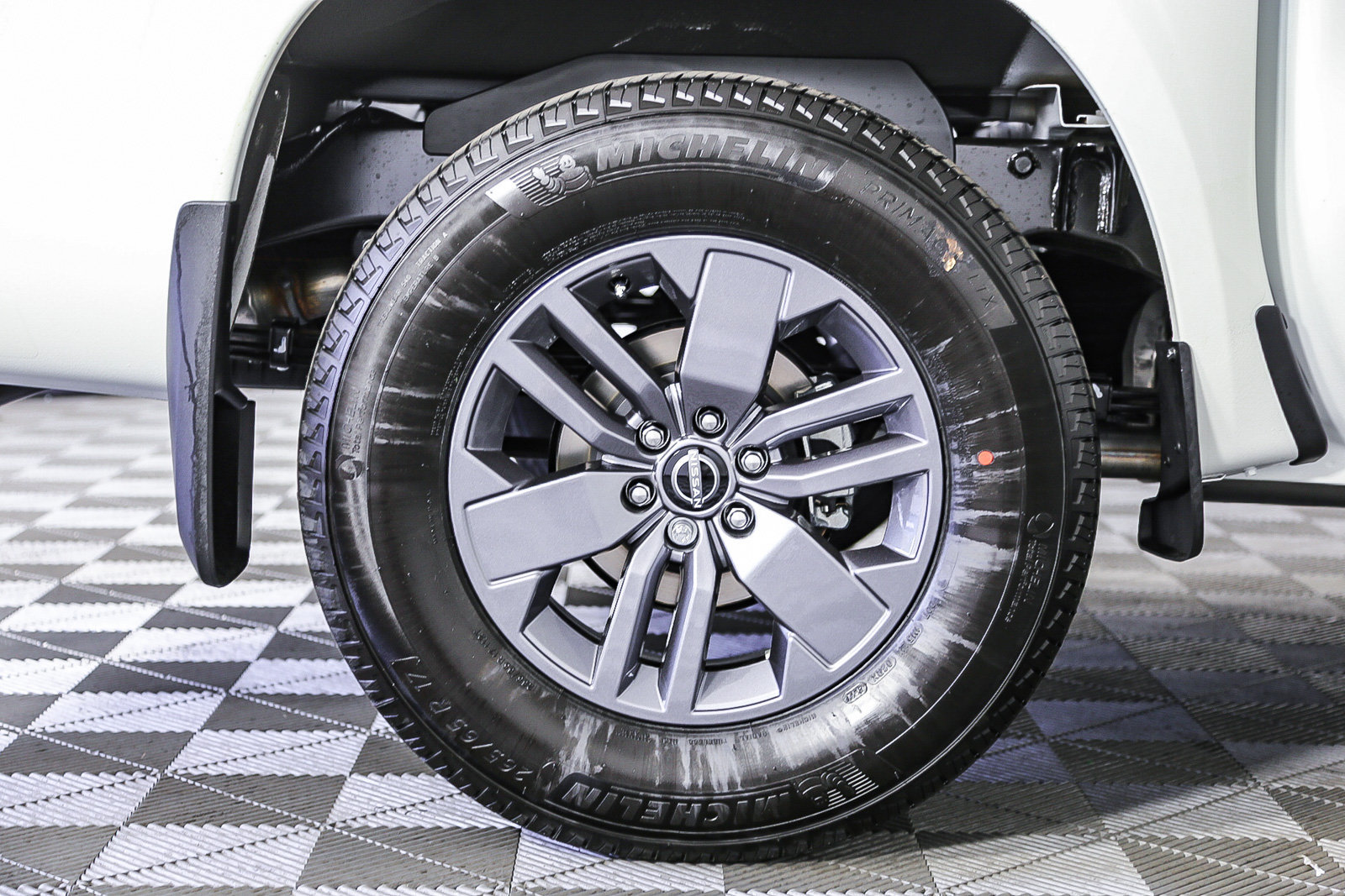 New 2025 Nissan Frontier SV RWD image 10