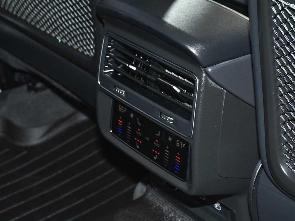 Used 2025 Audi SQ7 Premium Plus image 66
