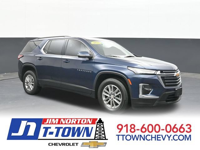 Used 2023 Chevrolet Traverse LT
