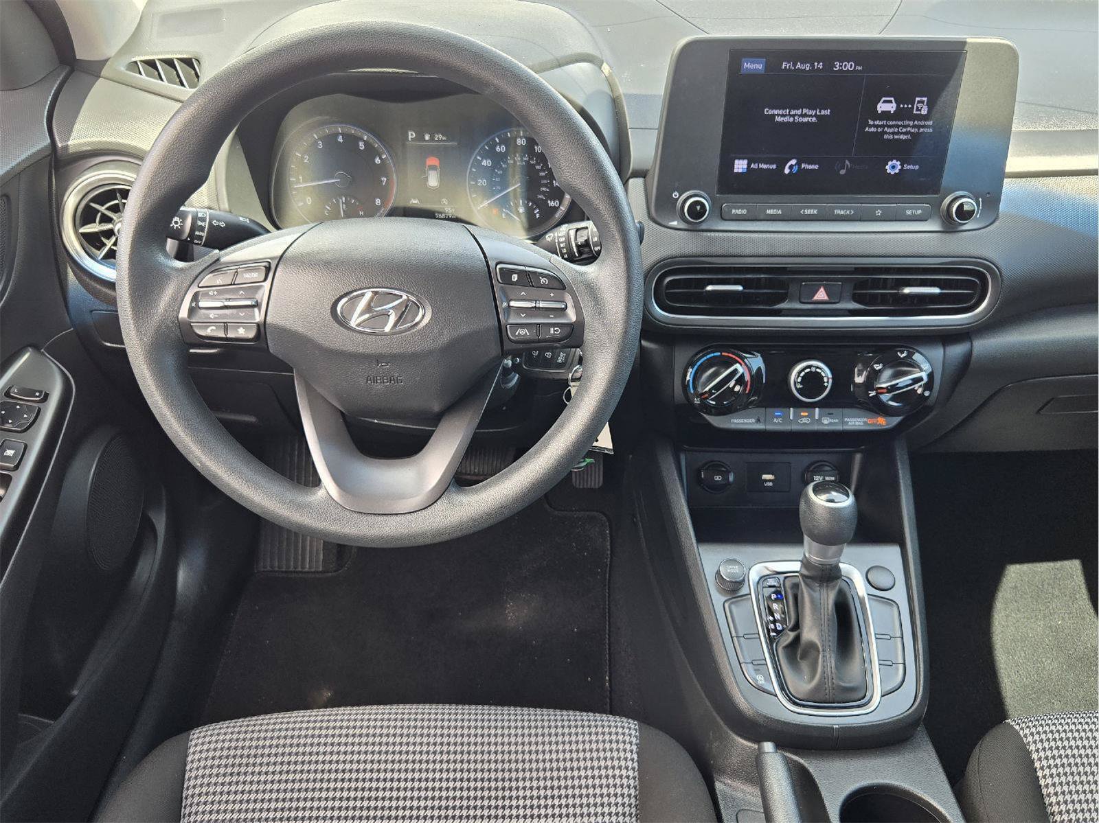 Used 2022 Hyundai Kona SE w/ Cargo Package FWD image 24