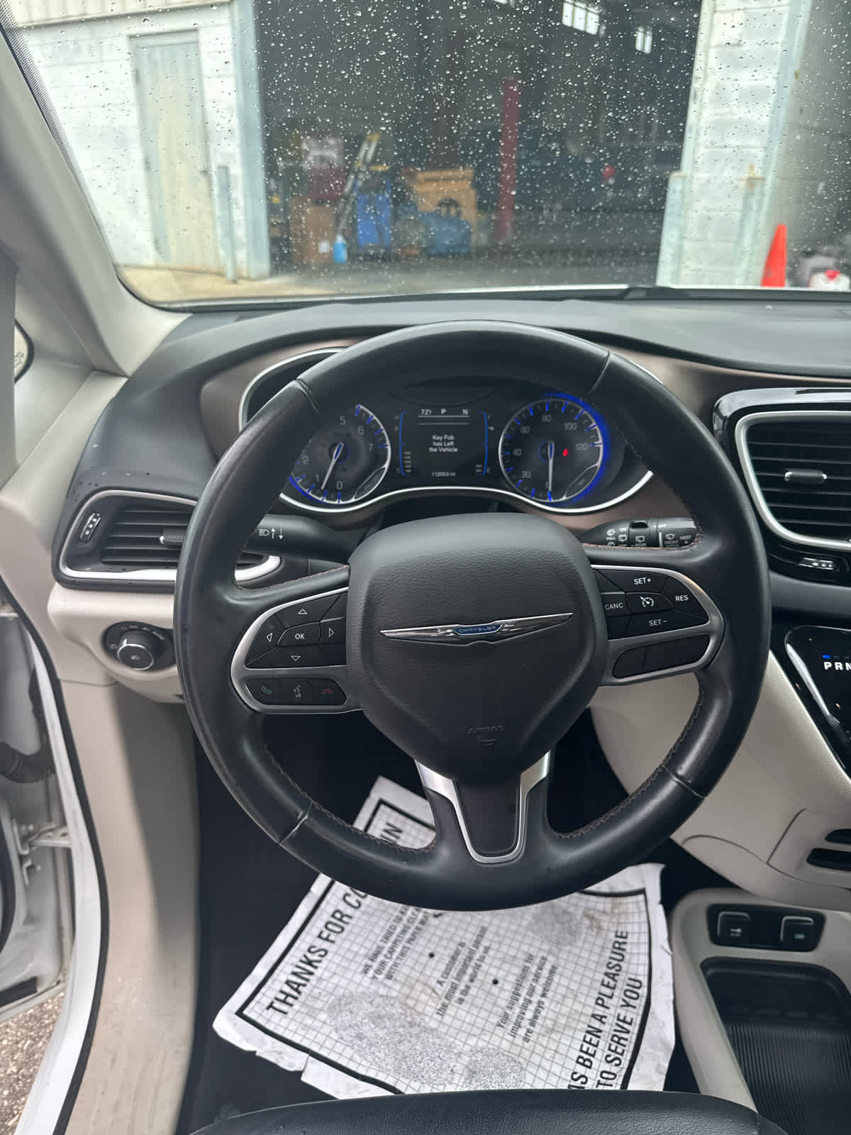 Used 2017 Chrysler Pacifica Touring-L image 14