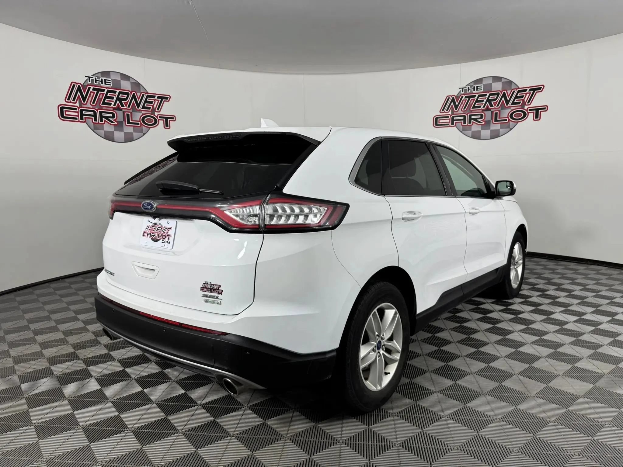 Used 2016 Ford Edge SEL FWD image 7