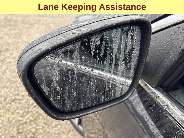 Used 2025 Ford Escape Platinum image 8