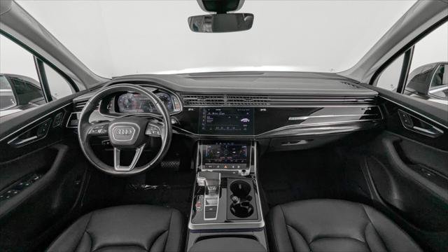 Used 2023 Audi Q7 2.0T Premium Plus w/ Premium Plus Package AWD/4WD image 29
