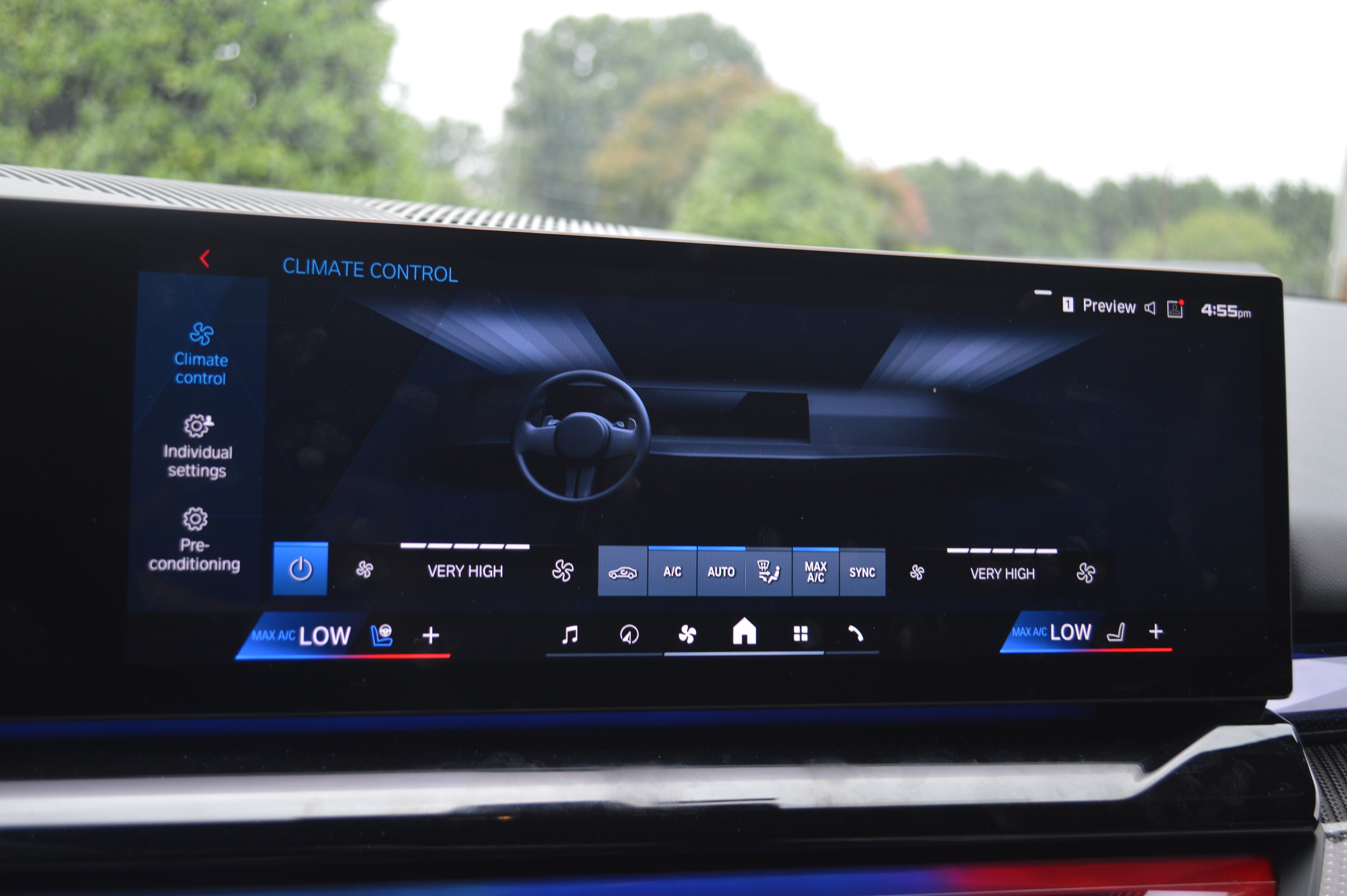 Used 2025 BMW M5 AWD/4WD image 24