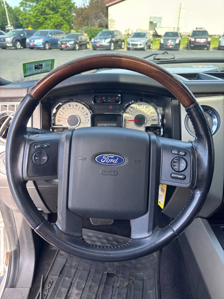 Used 2010 Ford Expedition EL Limited AWD/4WD image 17