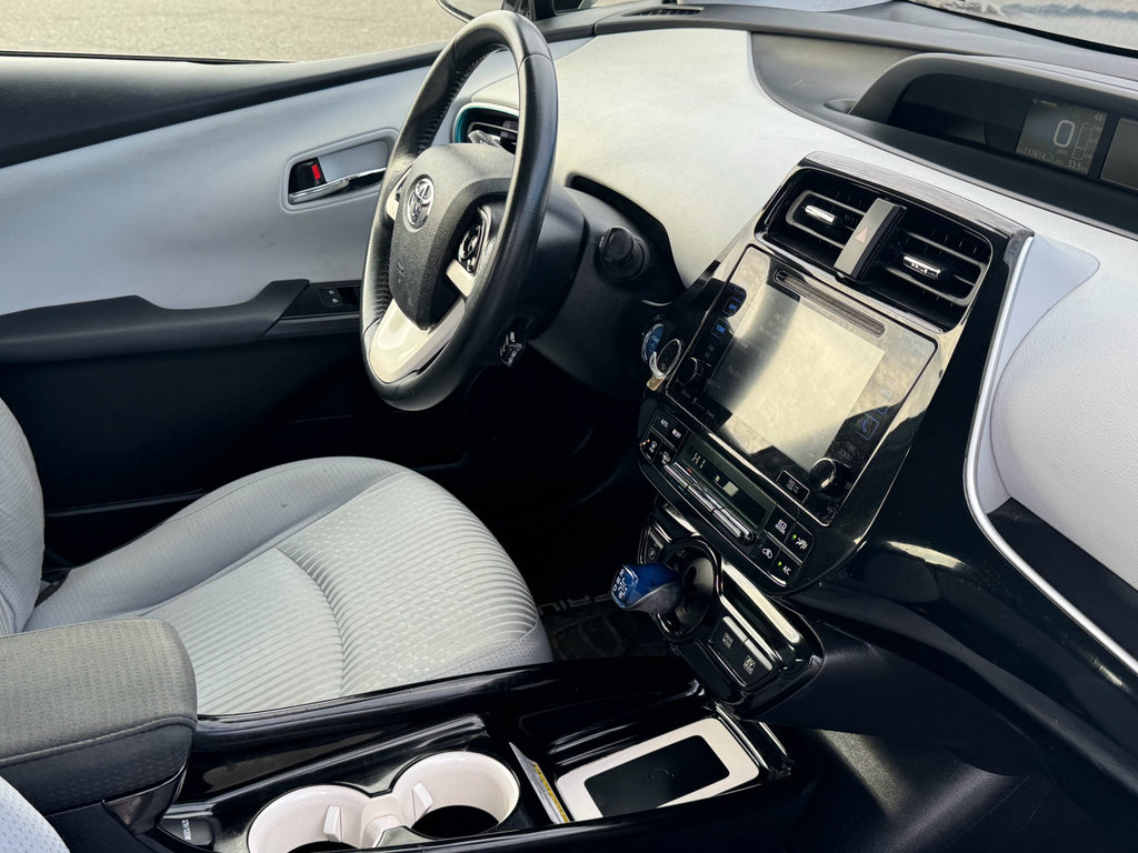 Used 2016 Toyota Prius image 21