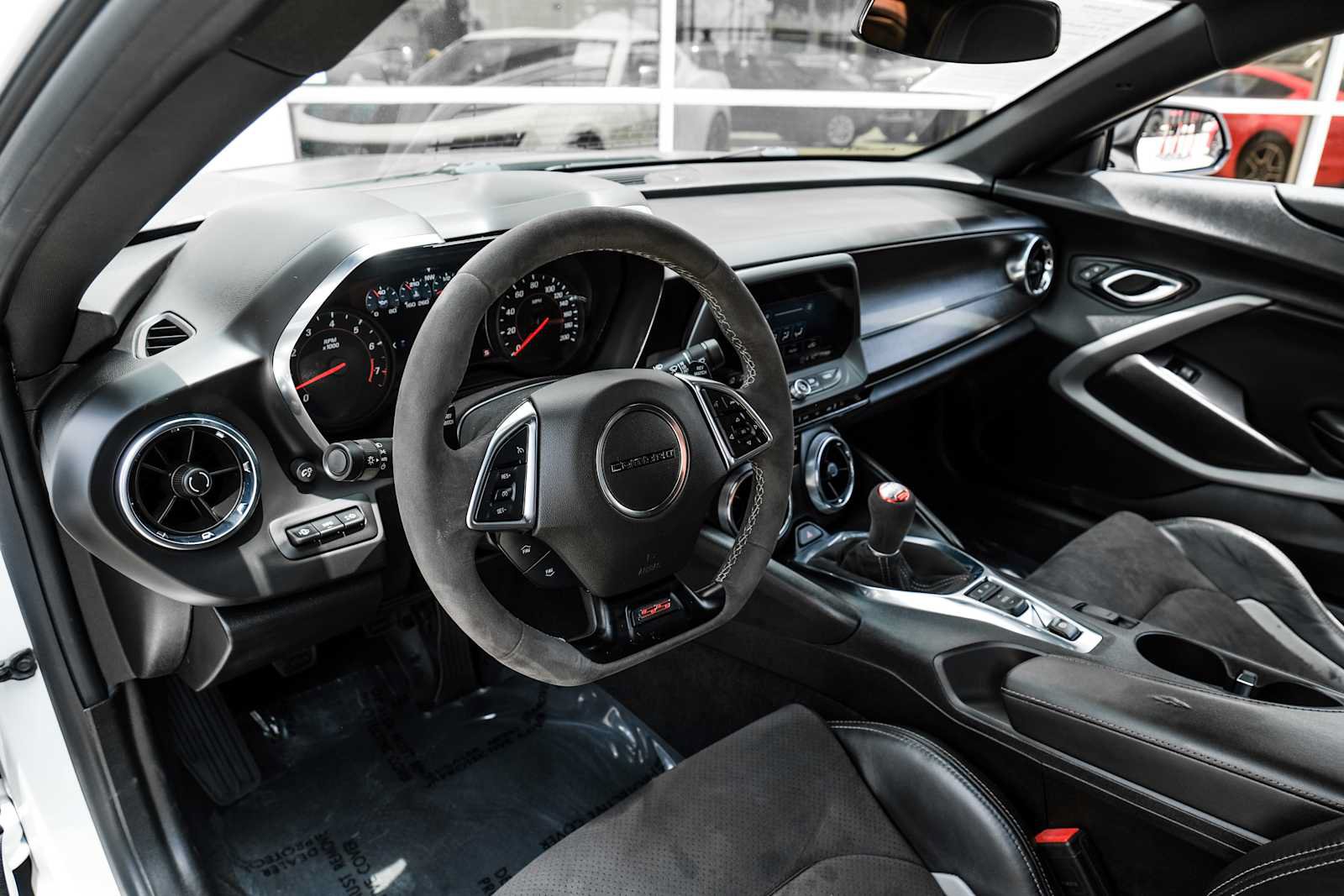 Used 2021 Chevrolet Camaro SS RWD image 3