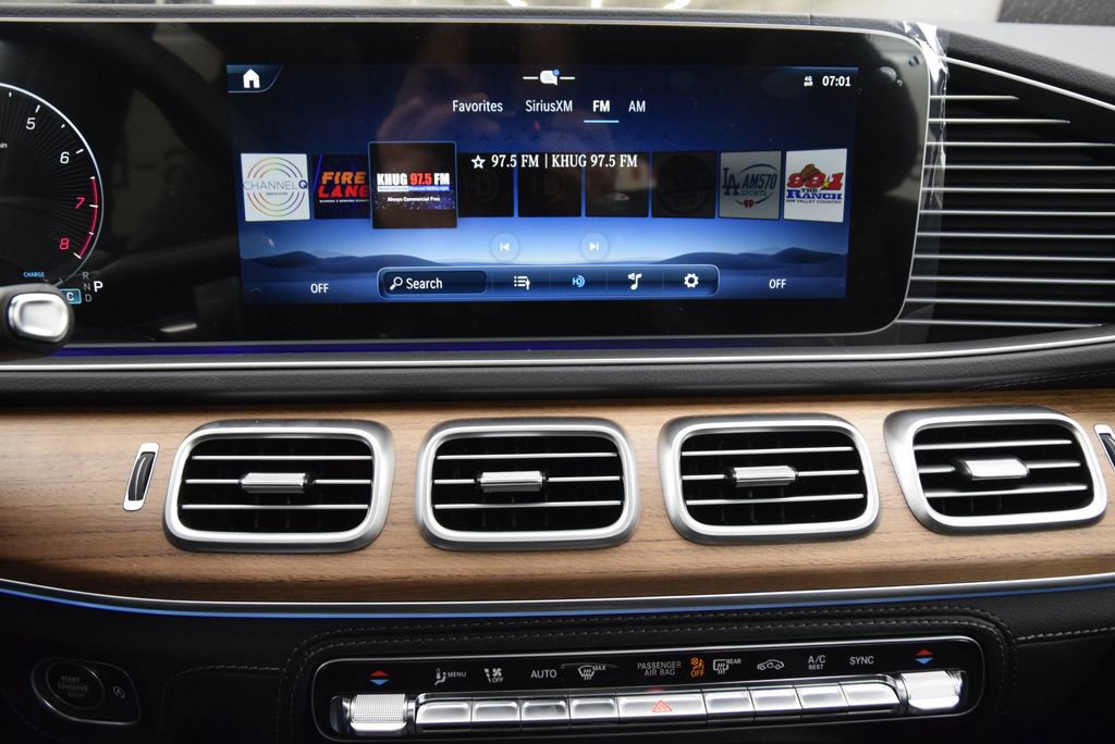 New 2025 Mercedes-Benz GLS 580 4MATIC image 28