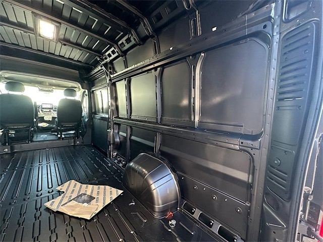 New 2026 RAM ProMaster 3500 w/ Quick Order Package 22G SLT image 12