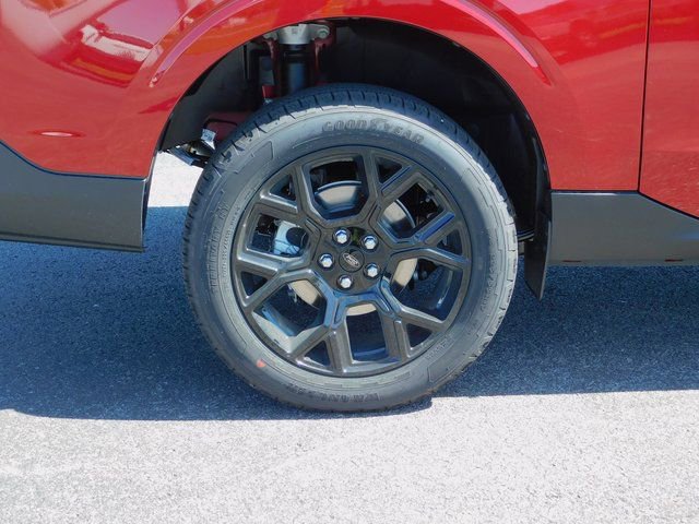 New 2025 Ford Maverick Lariat w/ Black Appearance Package image 11