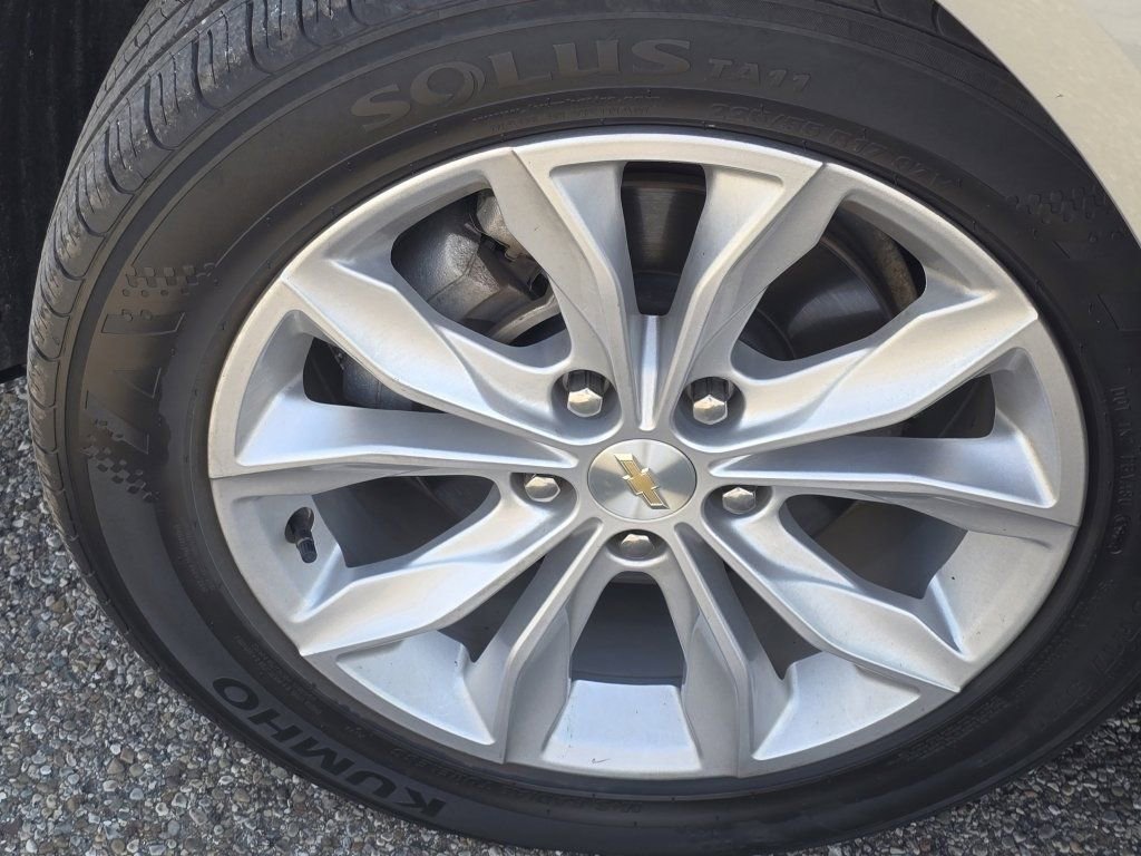 Used 2024 Chevrolet Malibu LT FWD image 33