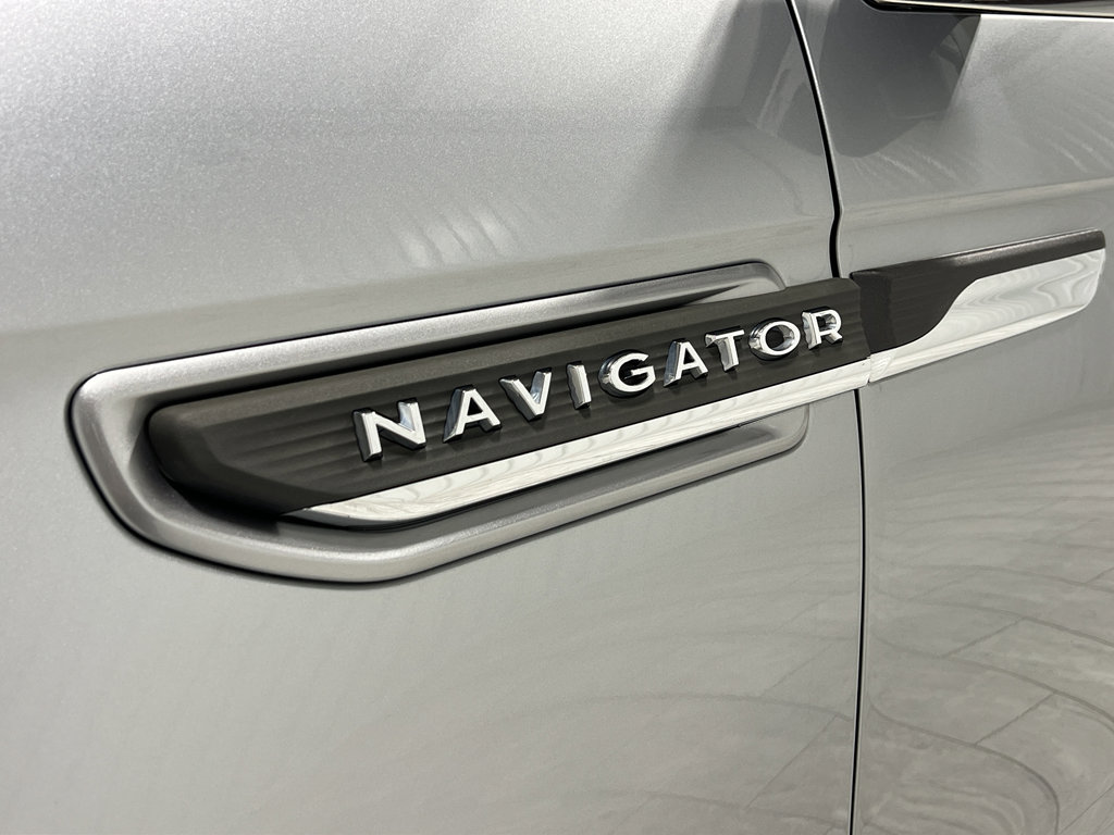 Used 2023 Lincoln Navigator L Reserve image 33