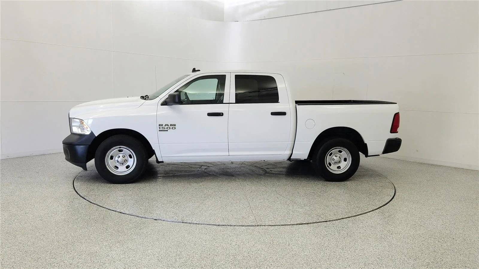 Used 2021 RAM 1500 Tradesman w/ Electronics Group RWD image 4