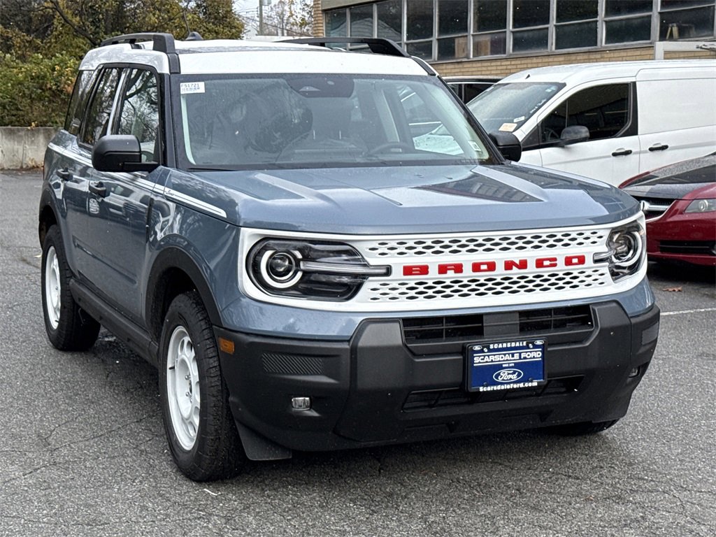 Used 2025 Ford Bronco Sport Heritage w/ Convenience Package image 1