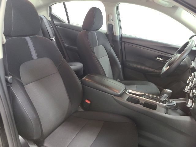 Used 2024 Nissan Sentra SV FWD image 12