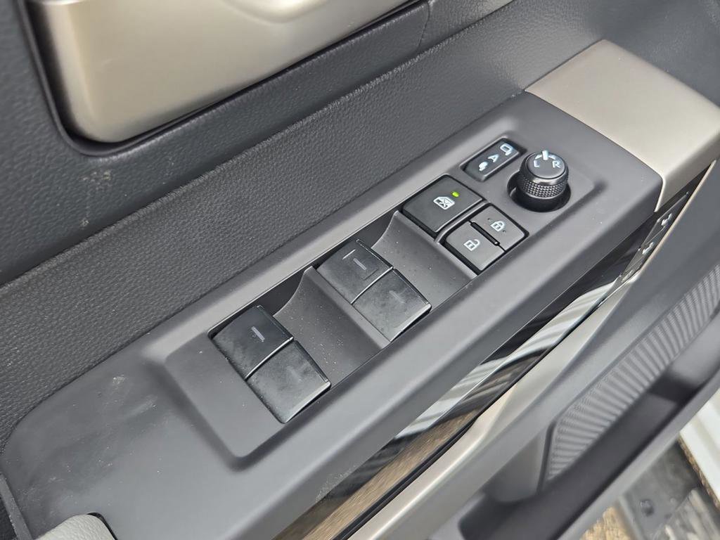 Used 2024 Toyota Tundra Limited w/ Power Package AWD/4WD image 32