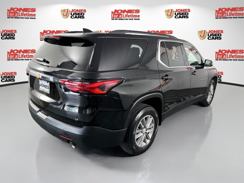 Used 2023 Chevrolet Traverse LT FWD image 15
