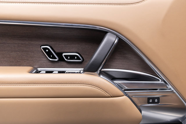 Used 2023 Land Rover Range Rover SE image 45