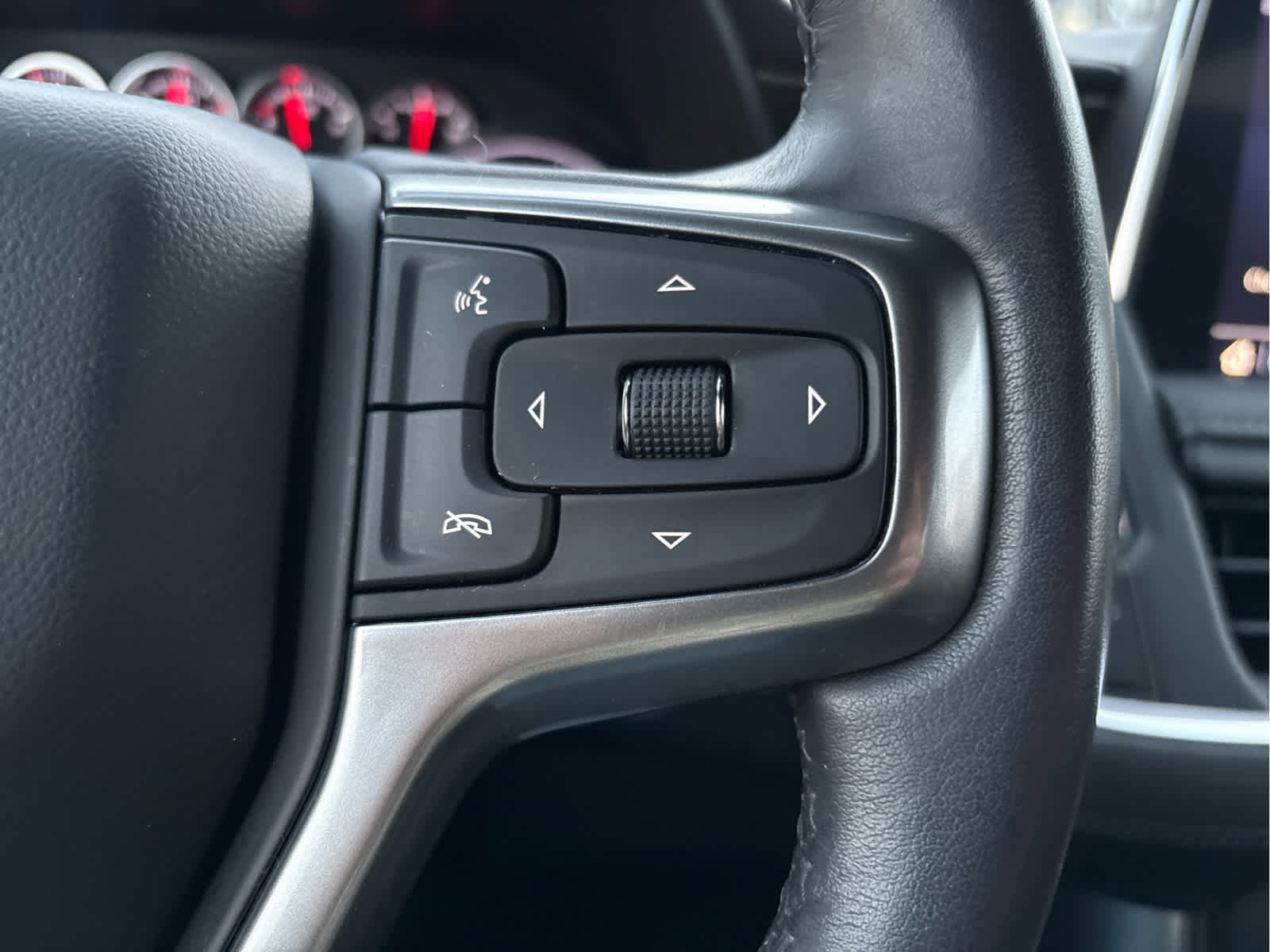 Used 2021 Chevrolet Tahoe LT image 28