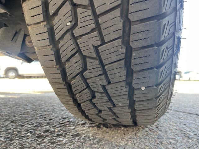 Used 2018 Land Rover Discovery Sport SE image 14