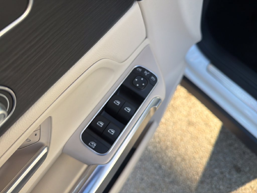 New 2026 Mercedes-Benz GLB 250 4MATIC image 22