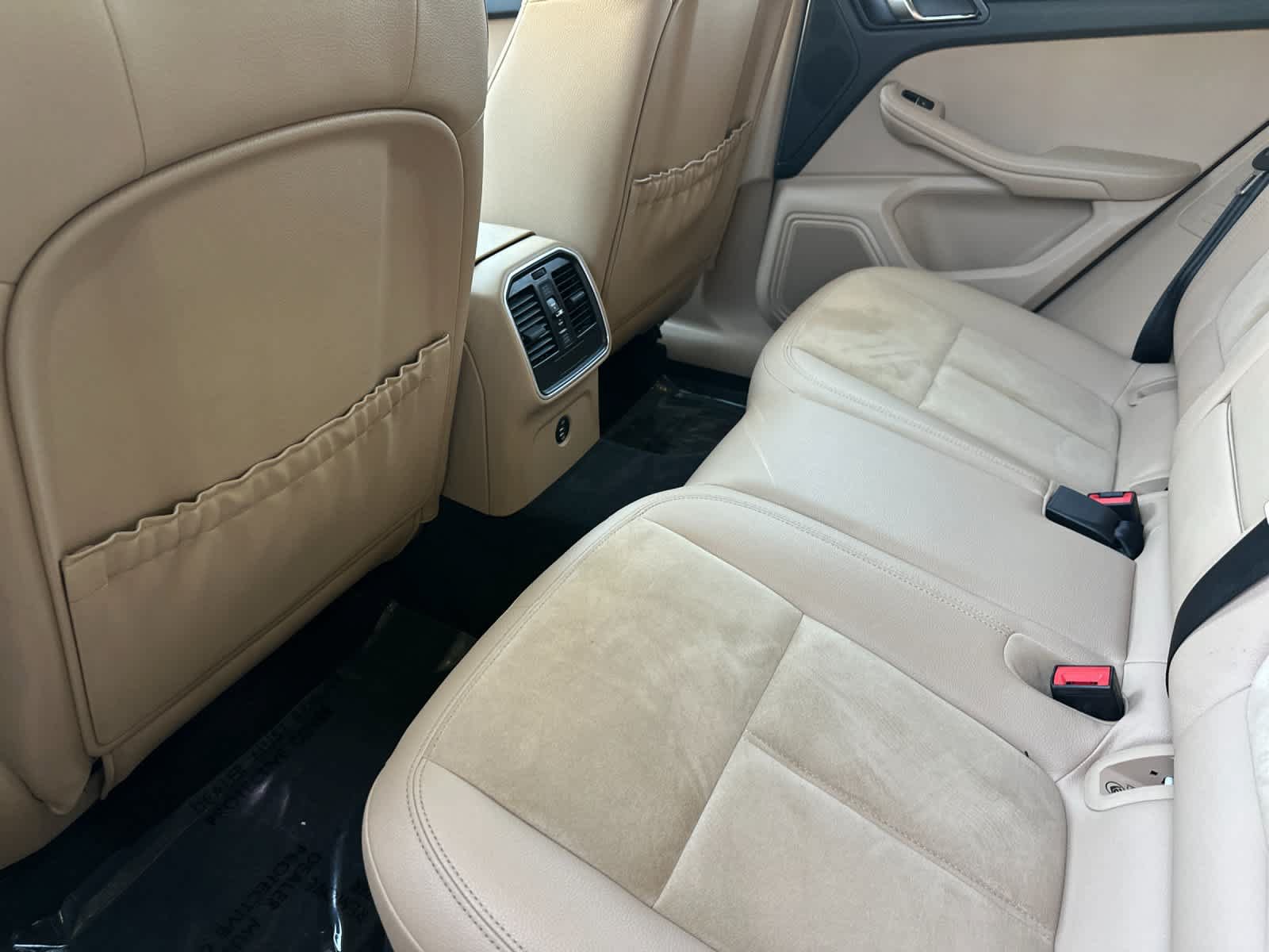 Certified 2019 Porsche Macan AWD/4WD image 13