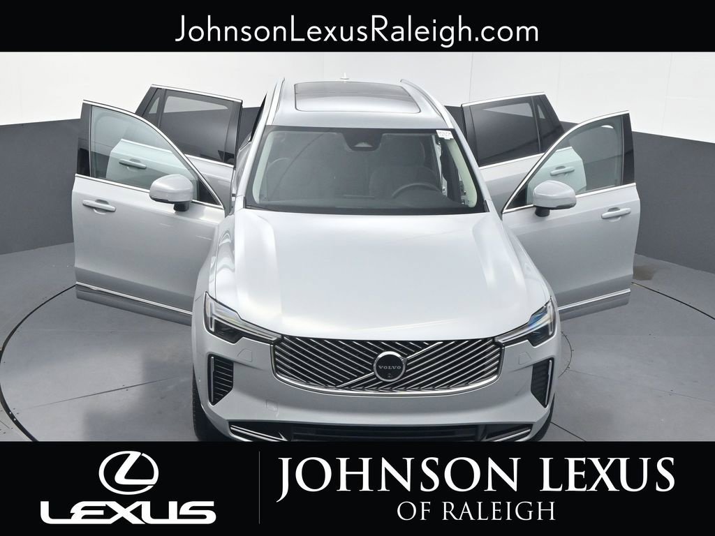 Used 2026 Volvo XC90 B6 Plus w/ Protection Package Premier AWD/4WD image 33