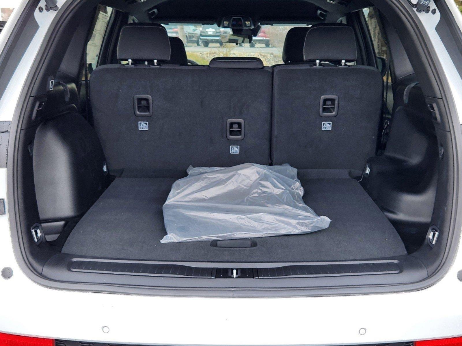 New 2025 Jeep Grand Cherokee Laredo w/ Luxury Tech Group I image 20