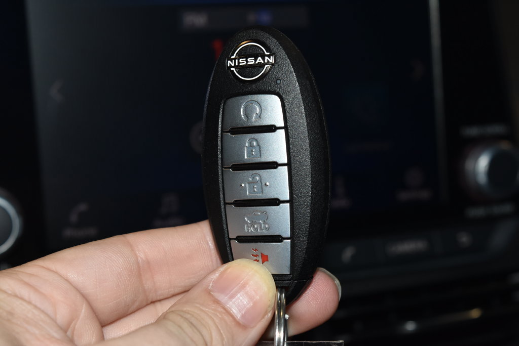 Certified 2025 Nissan Altima 2.5 SR AWD/4WD image 14