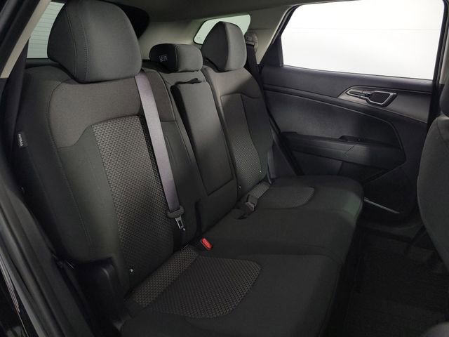 Used 2026 Kia Sportage LX FWD image 16