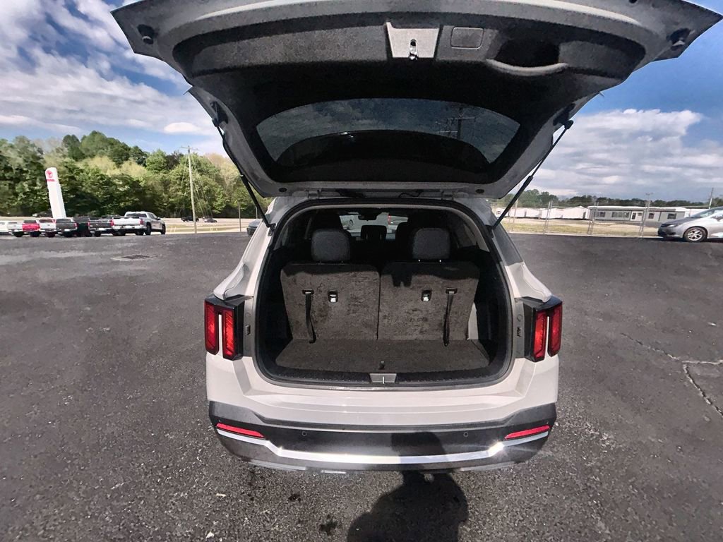 Used 2025 Kia Sorento S FWD image 30