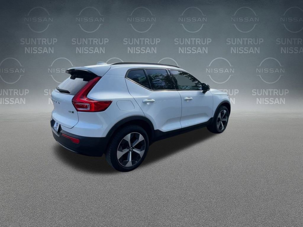 Used 2023 Volvo XC40 B5 Plus w/ Protection Package Premier image 48