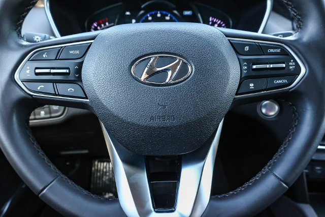 Used 2019 Hyundai Santa Fe Limited w/ Cargo Package FWD image 25