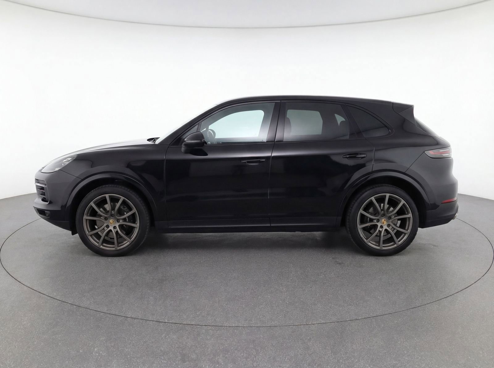 Certified 2023 Porsche Cayenne S Platinum image 7