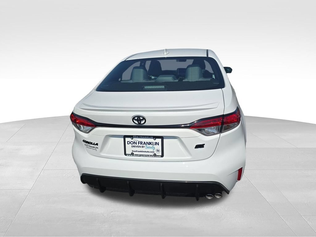 New 2026 Toyota Corolla SE FWD image 4