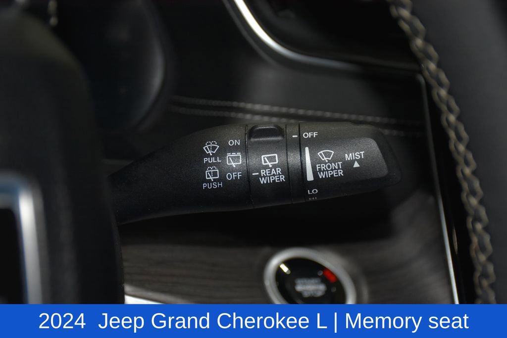 Used 2024 Jeep Grand Cherokee L Limited w/ Luxury Tech Group II image 12