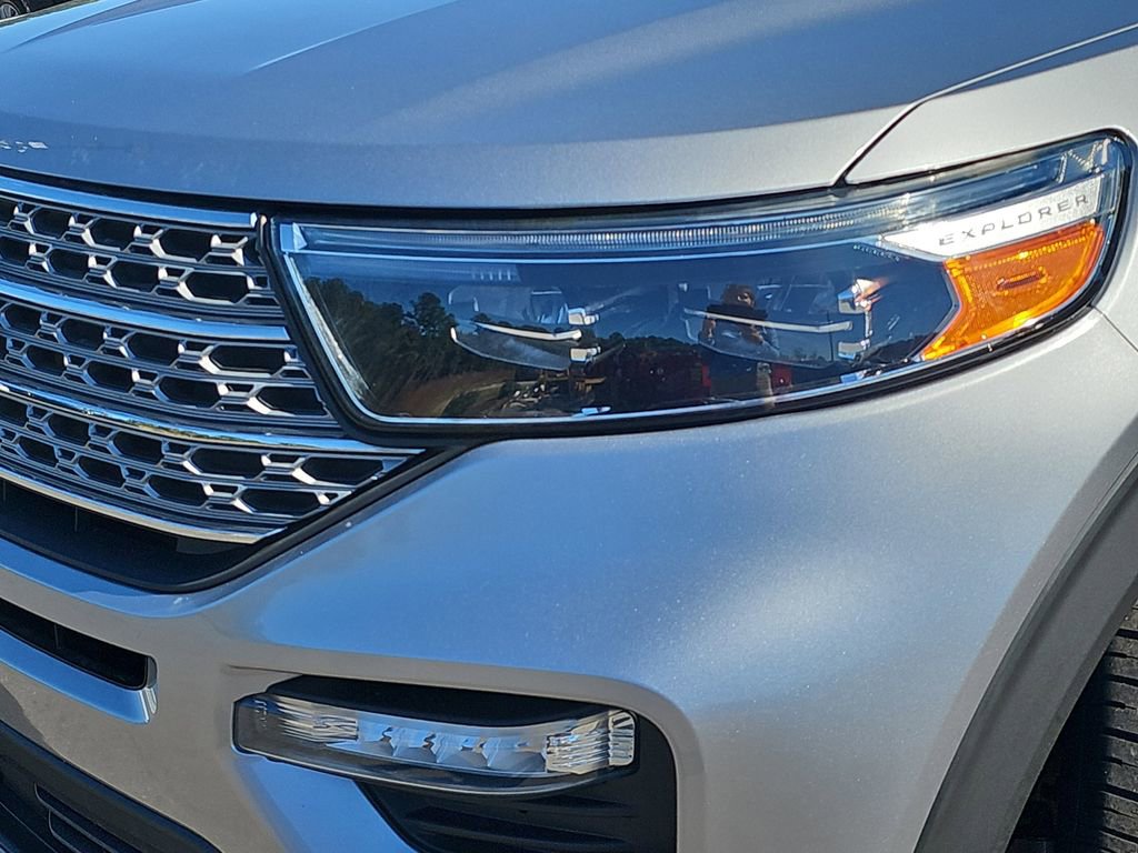 Used 2022 Ford Explorer Limited w/ Equipment Group 301A image 37