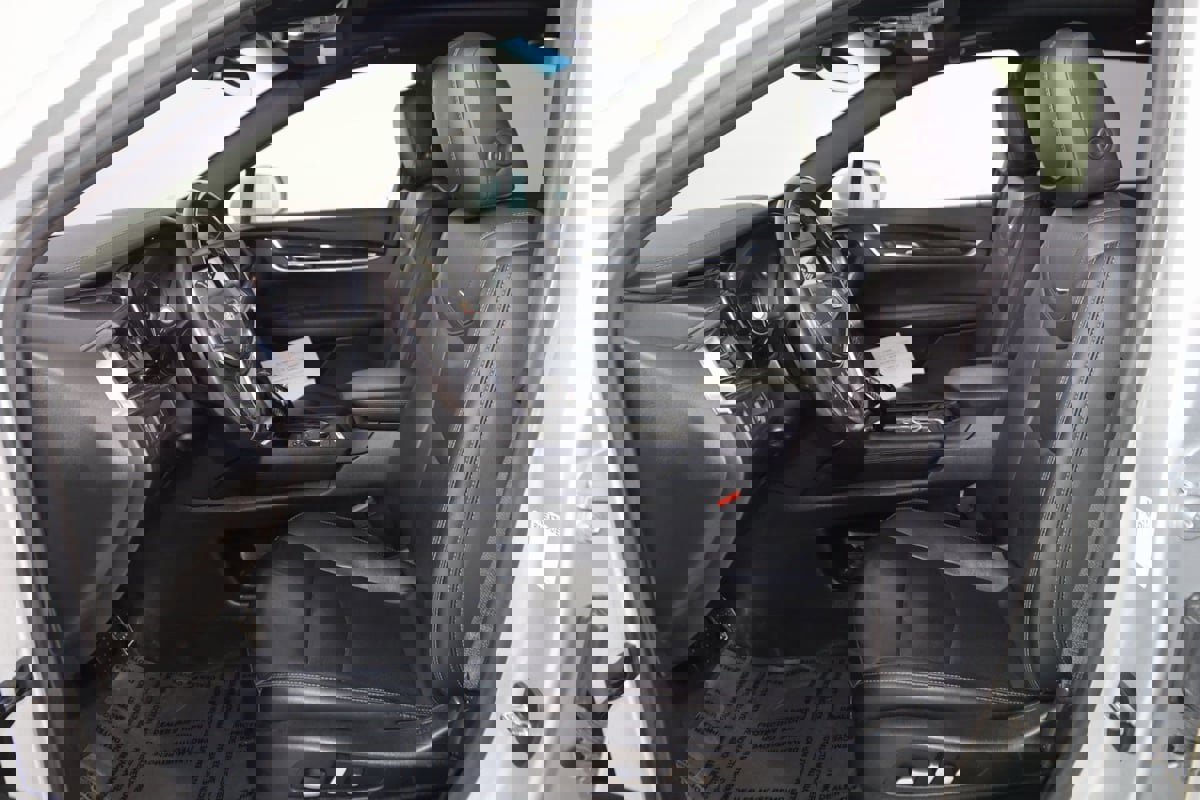 Used 2020 Cadillac XT5 Premium Luxury image 11