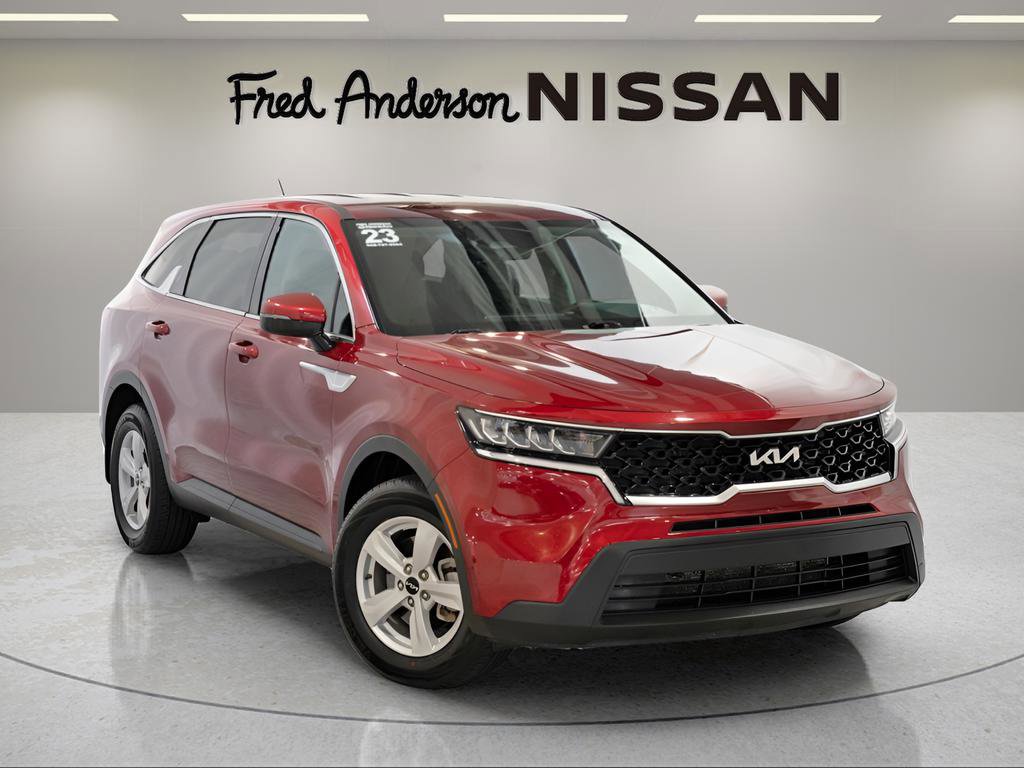 Used 2023 Kia Sorento LX
