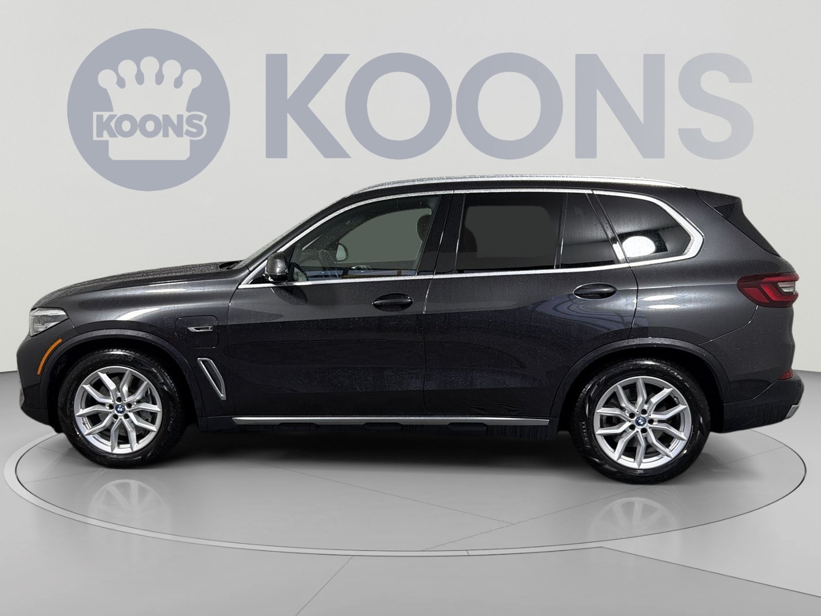 Used 2023 BMW X5 xDrive45e AWD/4WD image 2