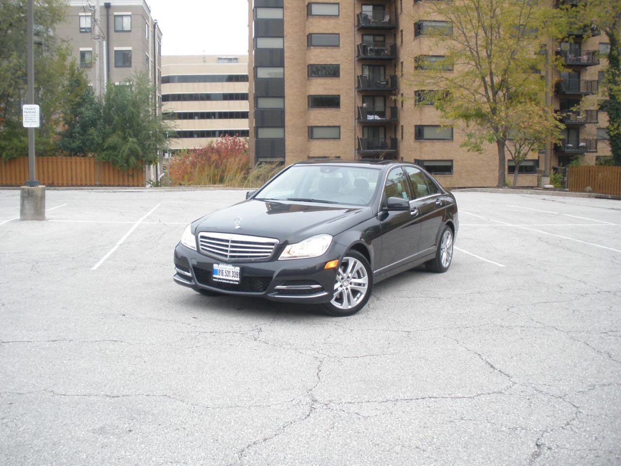 Used 2013 Mercedes-Benz C 250 Sedan image 17